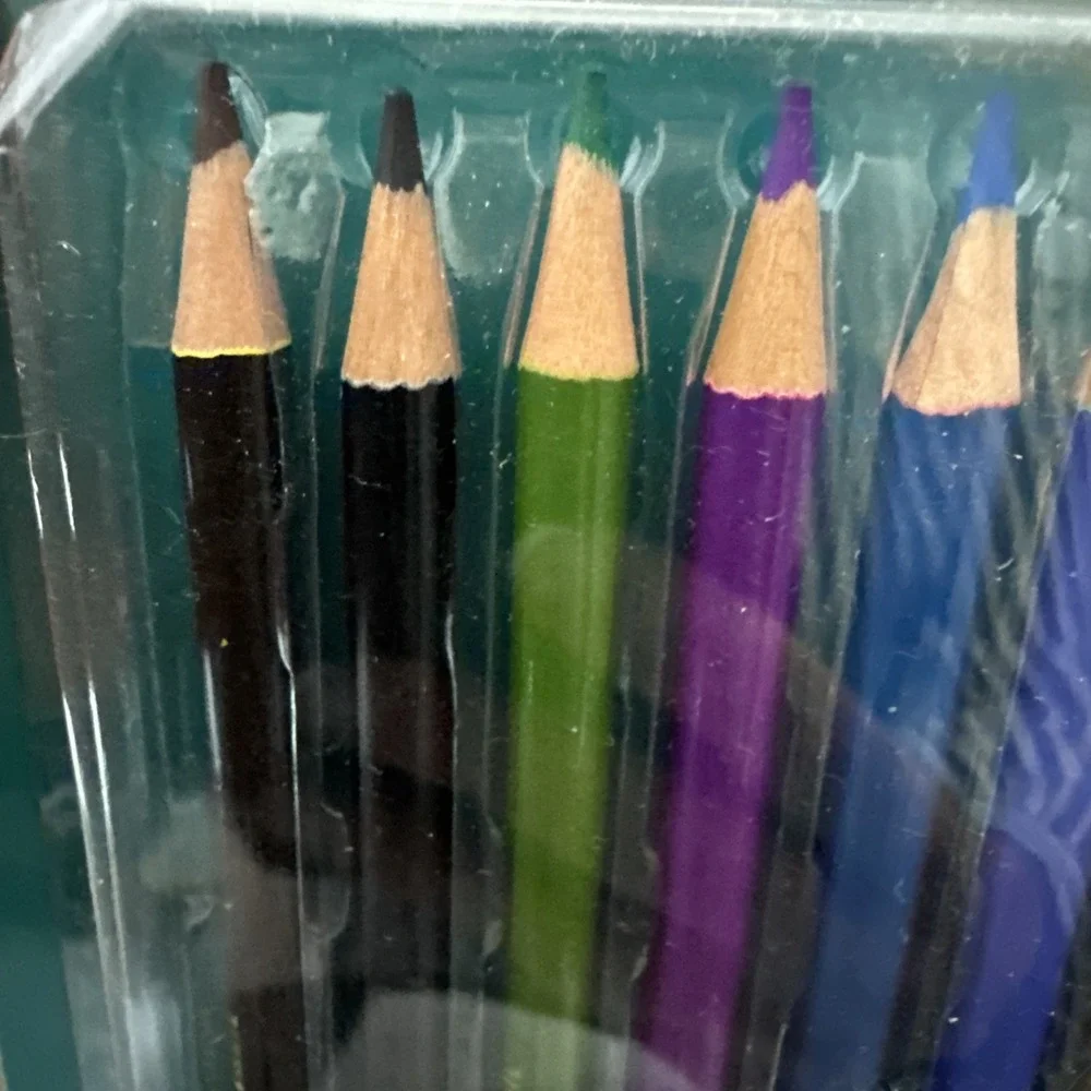Ocean‎ Wonders Adult Coloring Book Pencil Set Color your way to calm -29 Detacha